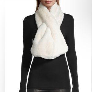 NWT Apparis Bambi Faux Fur PLUCHE™️Scarf in Ivory.